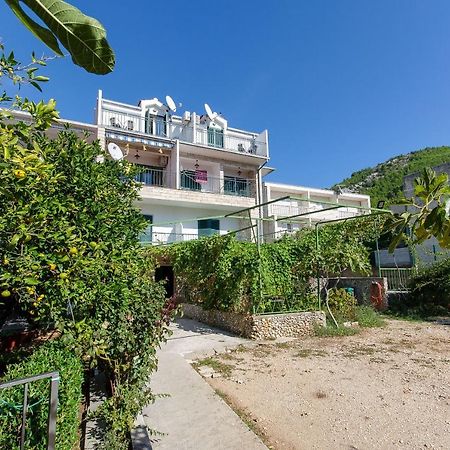 Apartments Zoran Drvenik  Luaran gambar