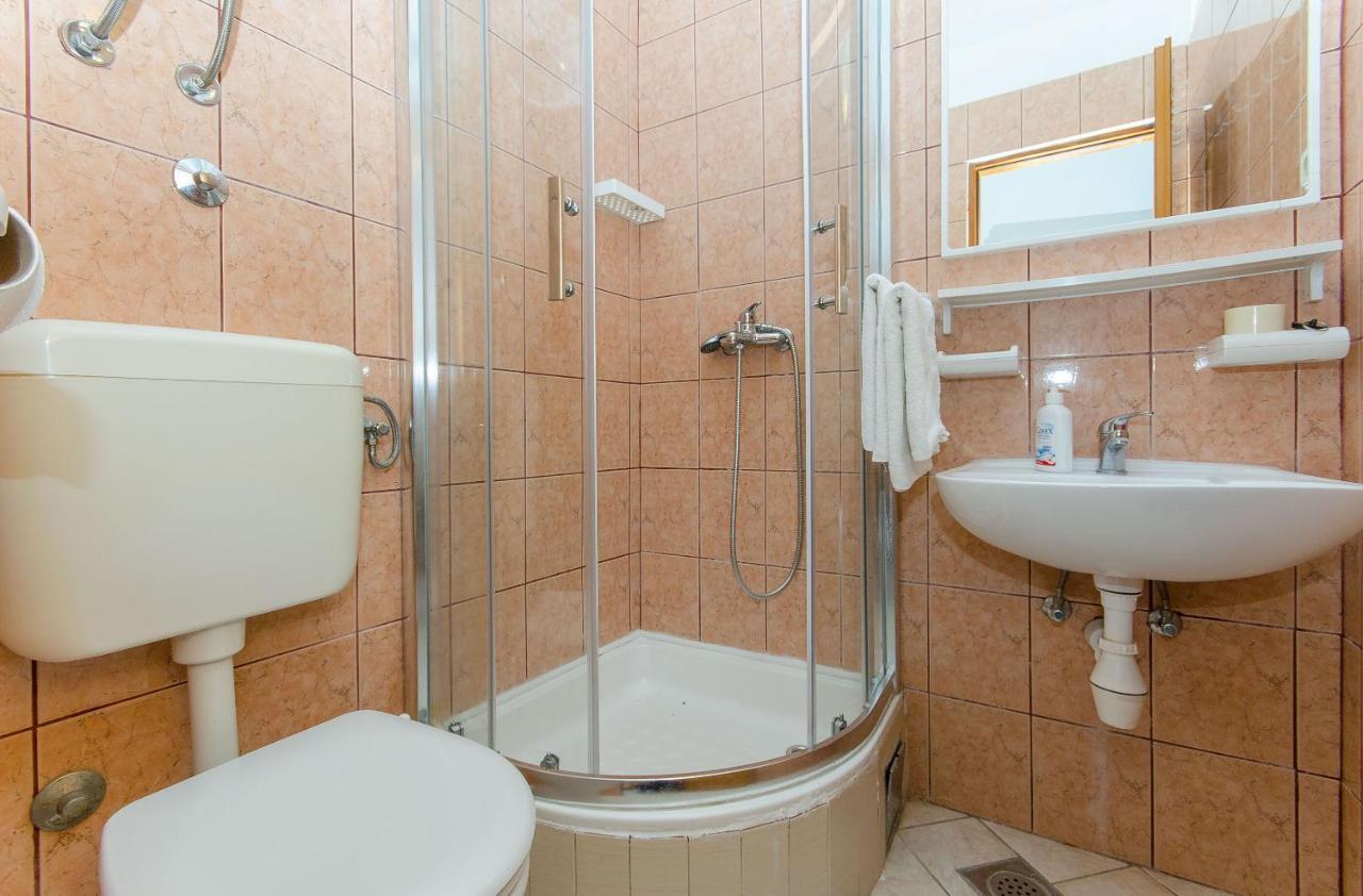 Apartments Zoran Drvenik  Luaran gambar